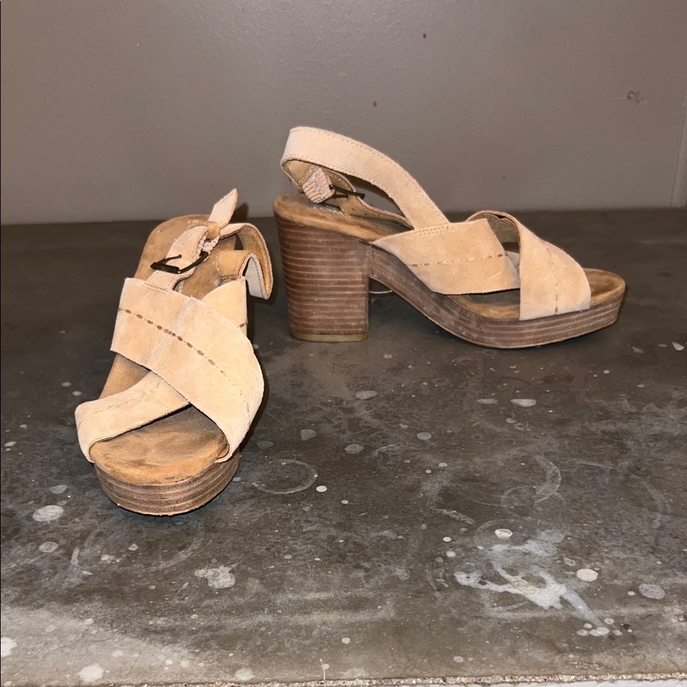 Toms Tan Women's Heeled Sandals